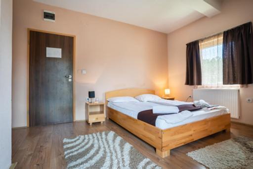 Knjazevac Garni Hotel Mali Predah المظهر الخارجي الصورة